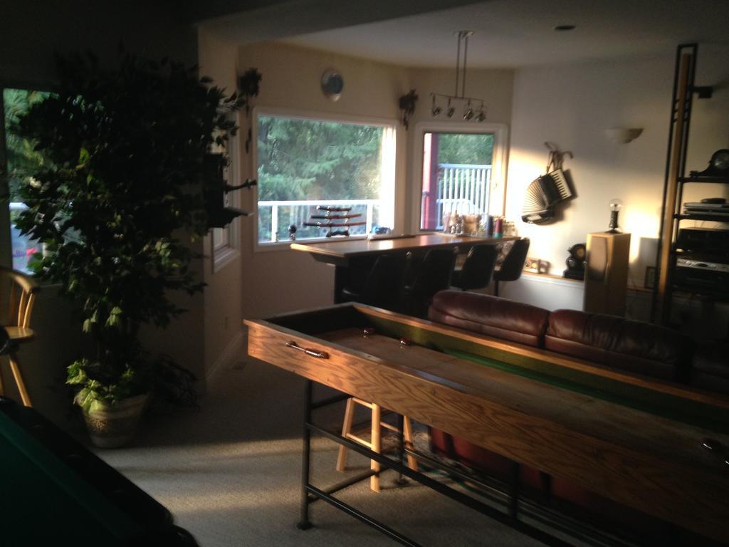 Eagle'S Nest B&B Lake Country Bagian luar foto