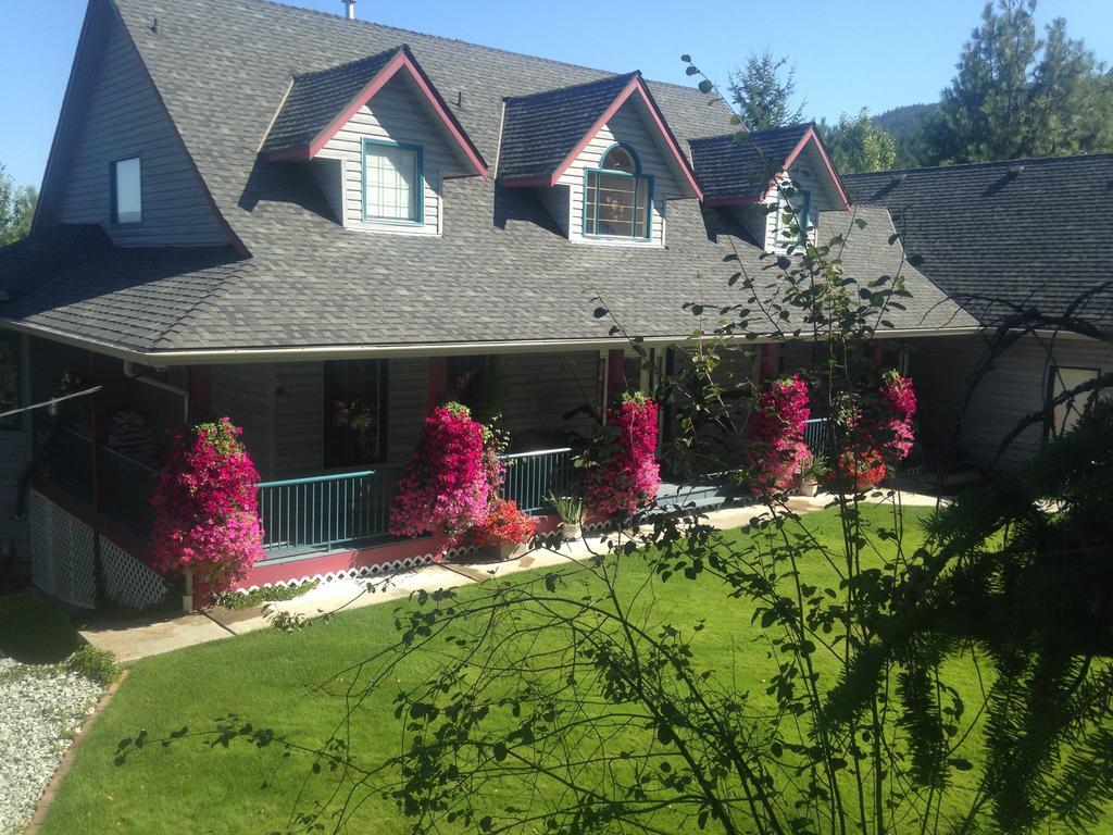 Eagle'S Nest B&B Lake Country Bagian luar foto