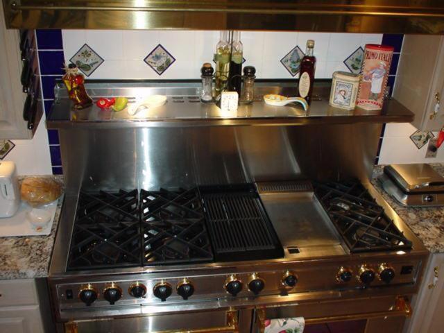 Eagle'S Nest B&B Lake Country Bagian luar foto